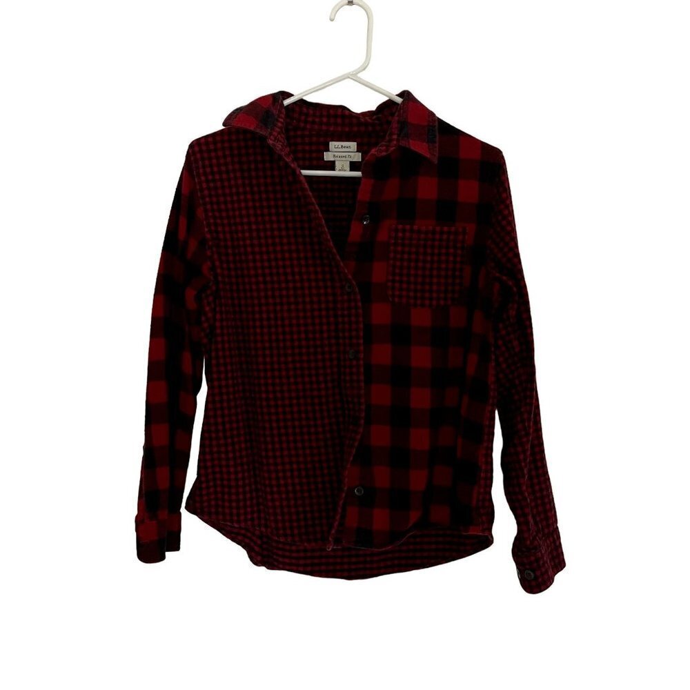 L.L.Bean relaxed fit cotton black and red checkered button down flannel top